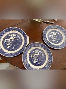 Vintage Willow Ware Royal China Blue Plates ~ Serving ~ Dinner